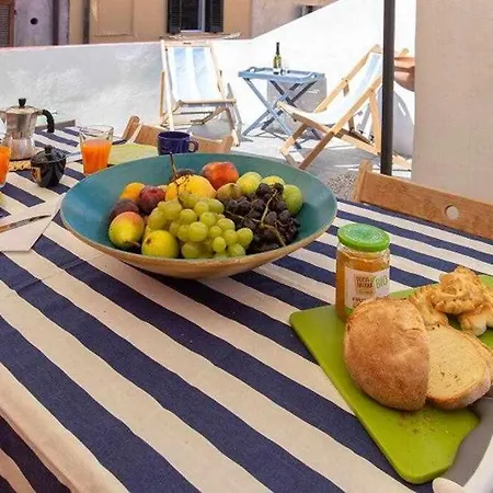 Bell Towers Terrace Free Wifi Apartment